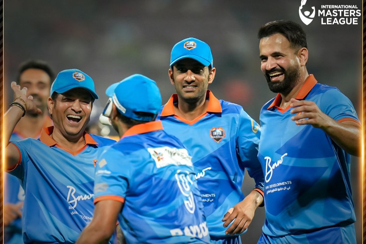 Sachin Tendulkar Irfan Pathan.