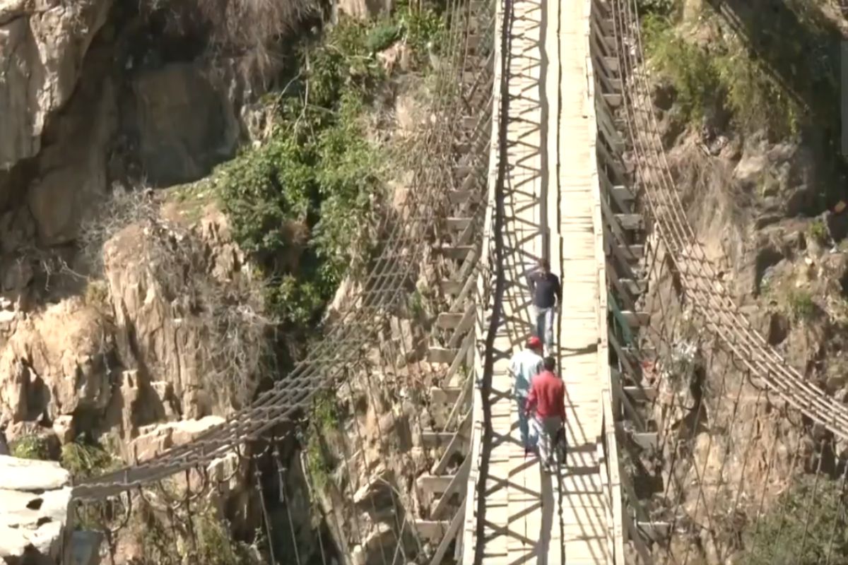 Chenab River Footbridge