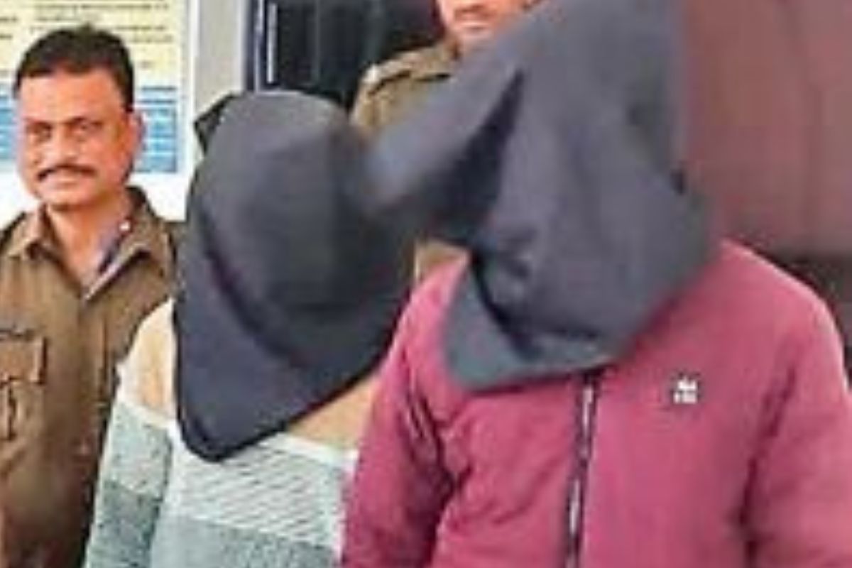 पुलिस की गिरफ्त में दोनों आरोपी