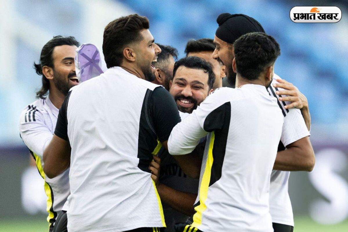 Rohit Sharma with other Cricketers