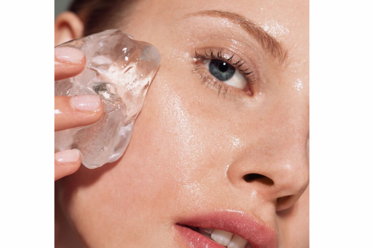 Ice massage benefits: चेहरे पर रोज आइस मसाज करने से क्या होता है? जानें