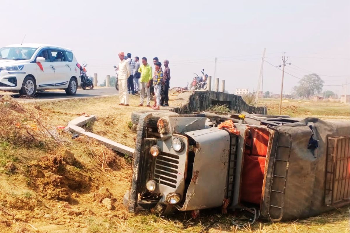 Palamu Commander Jeep Overturned in Palamu