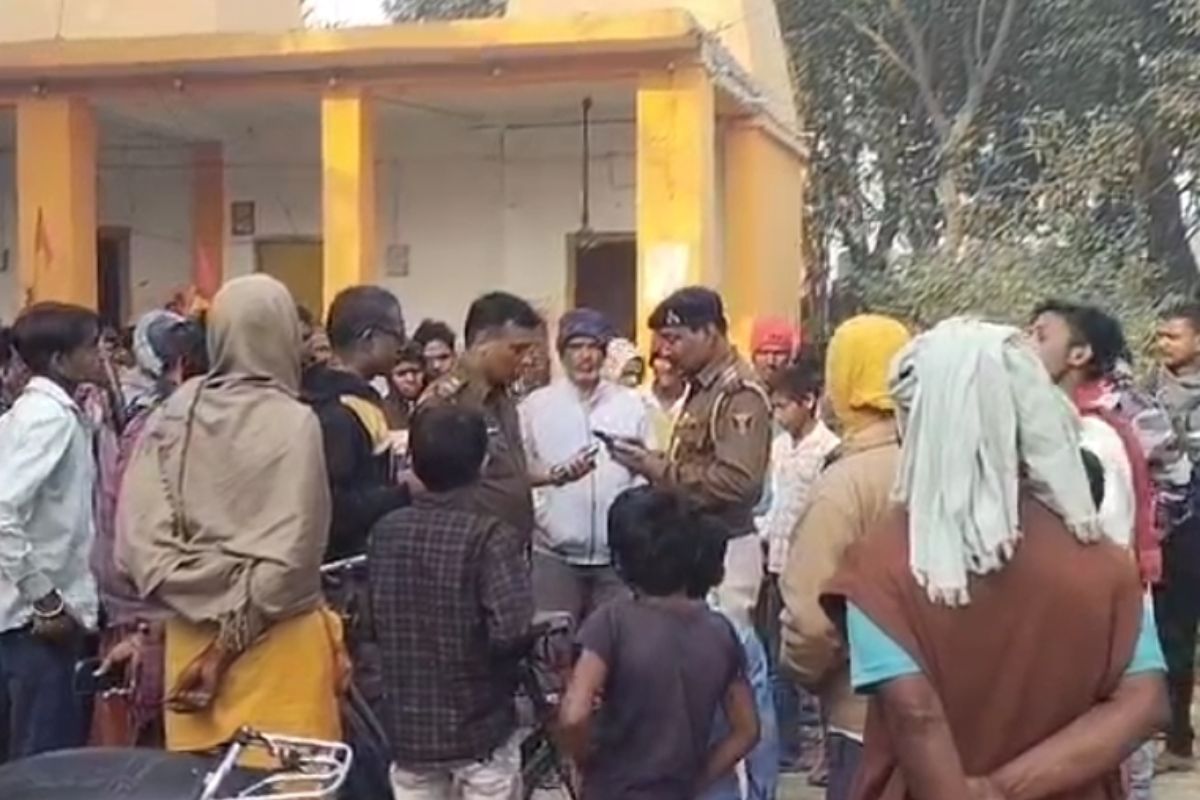 इसी मंदिर परिसर में हुई घटना