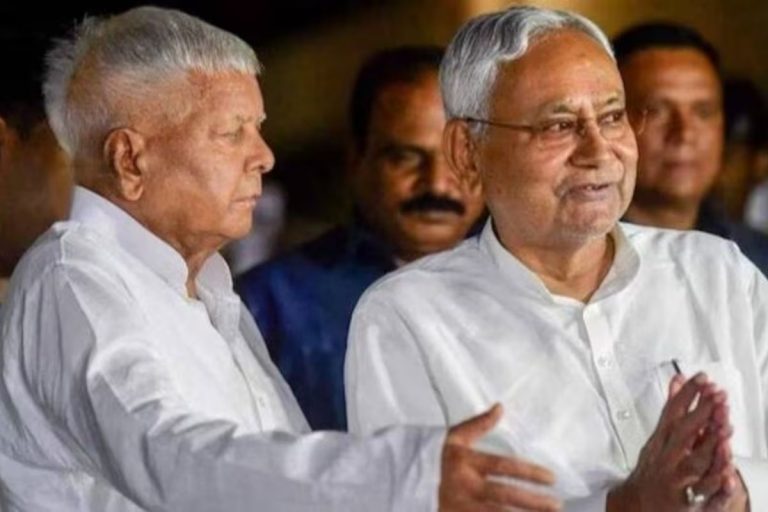 चुनाव से पहले महागठबंधन में शामिल होंगे CM नीतीश कुमार! RJD विधायक का दावा