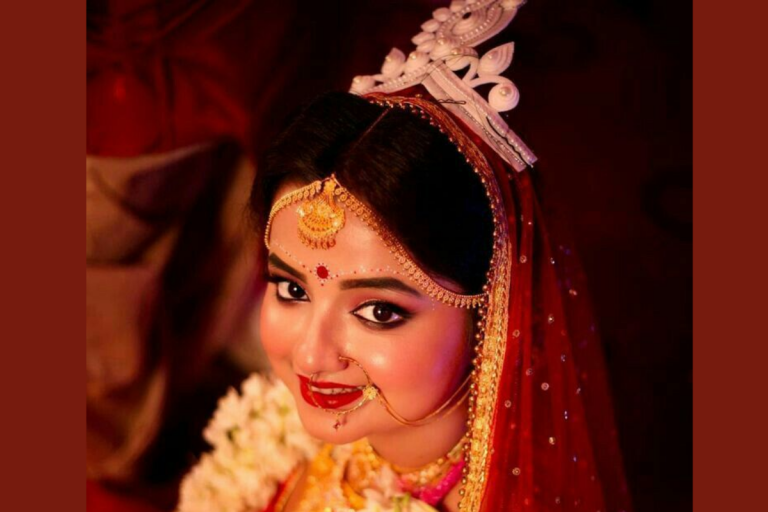 Vastu Tips: विवाहित स्त्री को नहीं शेयर करनी चाहिए ये 3 चीजें, वरना प्रभावित हो सकता है दांपत्य जीवन