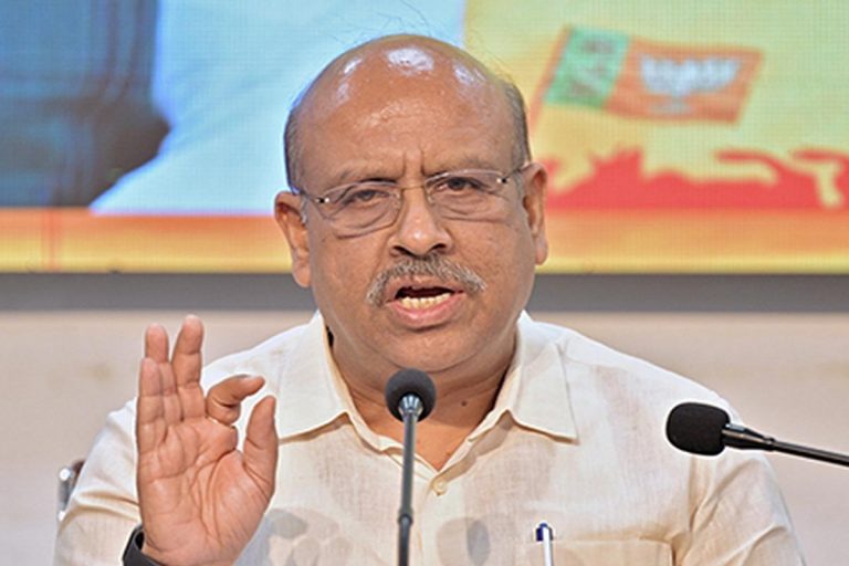 दिल्ली के स्पीकर विजेंद्र गुप्ता के पास 16 करोड़ की संपत्ति! करोड़ों की जमीन, जानें प्रॉपर्टी का ब्योरा