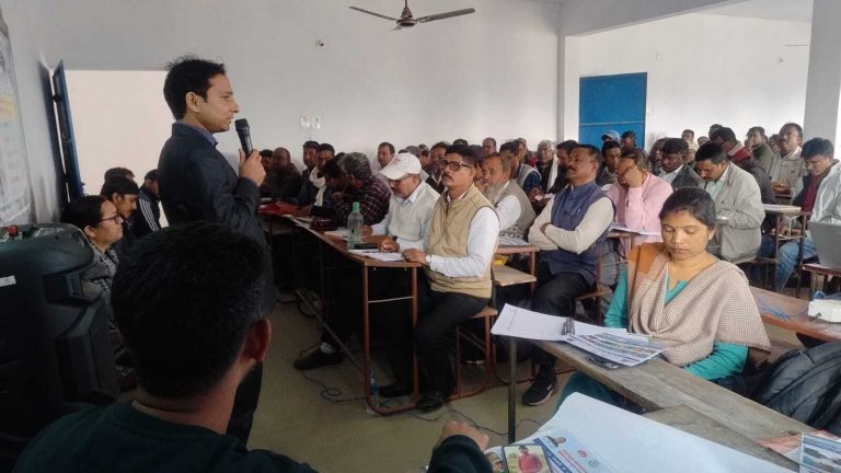 मासिक गुरु गोष्ठी में शैक्षणिक सुधार पर हुई चर्चा