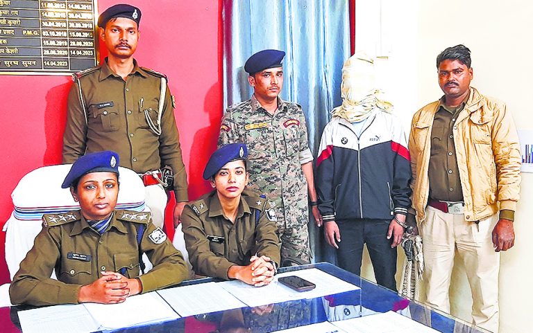 Hajipur News : सीएसपी संचालक से 4.14 लाख रुपये लूट मामले में पांचवां बदमाश गिरफ्तार
