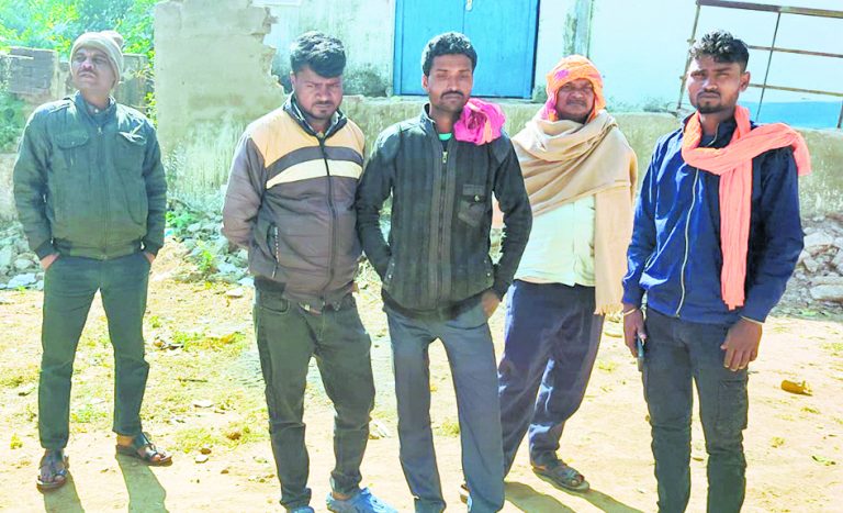 ट्रेन की चपेट में आने से साइकिल सवार अधेड़ की गयी जान