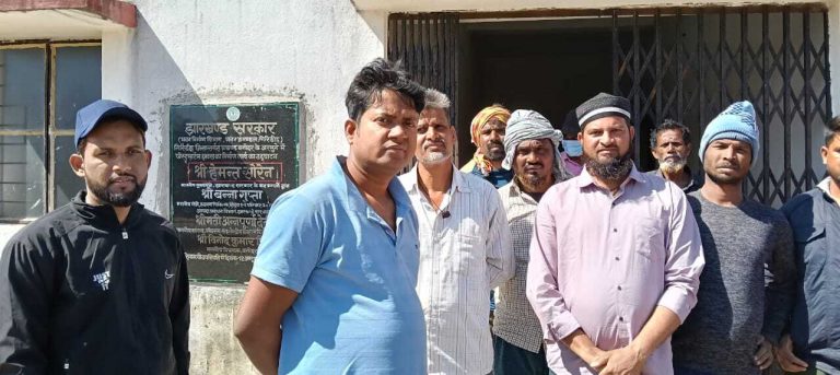 Giridih News : बगोदरडीह में एक साथ उठा दंपति का जनाजा