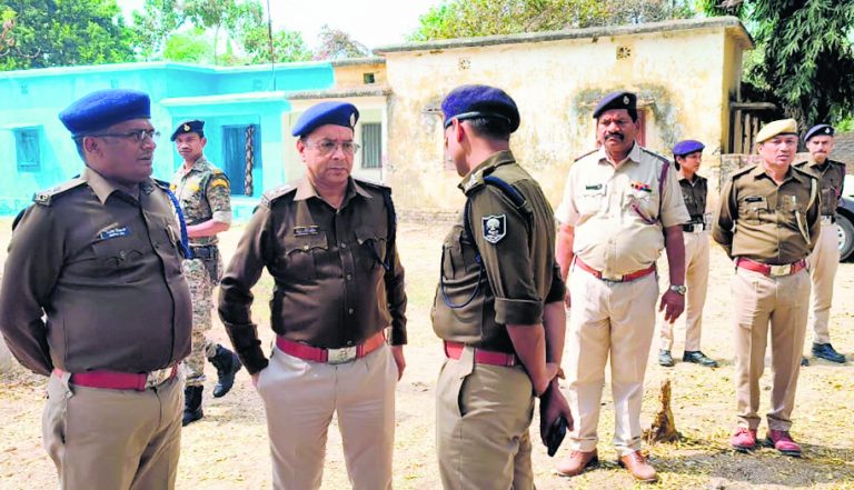 Gaya News : शेरघाटी अग्निशमन विभाग में कार्यरत महिला सिपाही ने फंदा लगाकर की आत्महत्या