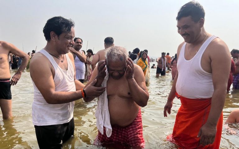 Photos: ‘हमने भी कुंभ स्नान किया, अब किसी के पेट में दर्द हो रहा होगा…’ महाकुंभ स्नान के बाद मांझी का लालू-ममता पर तंज