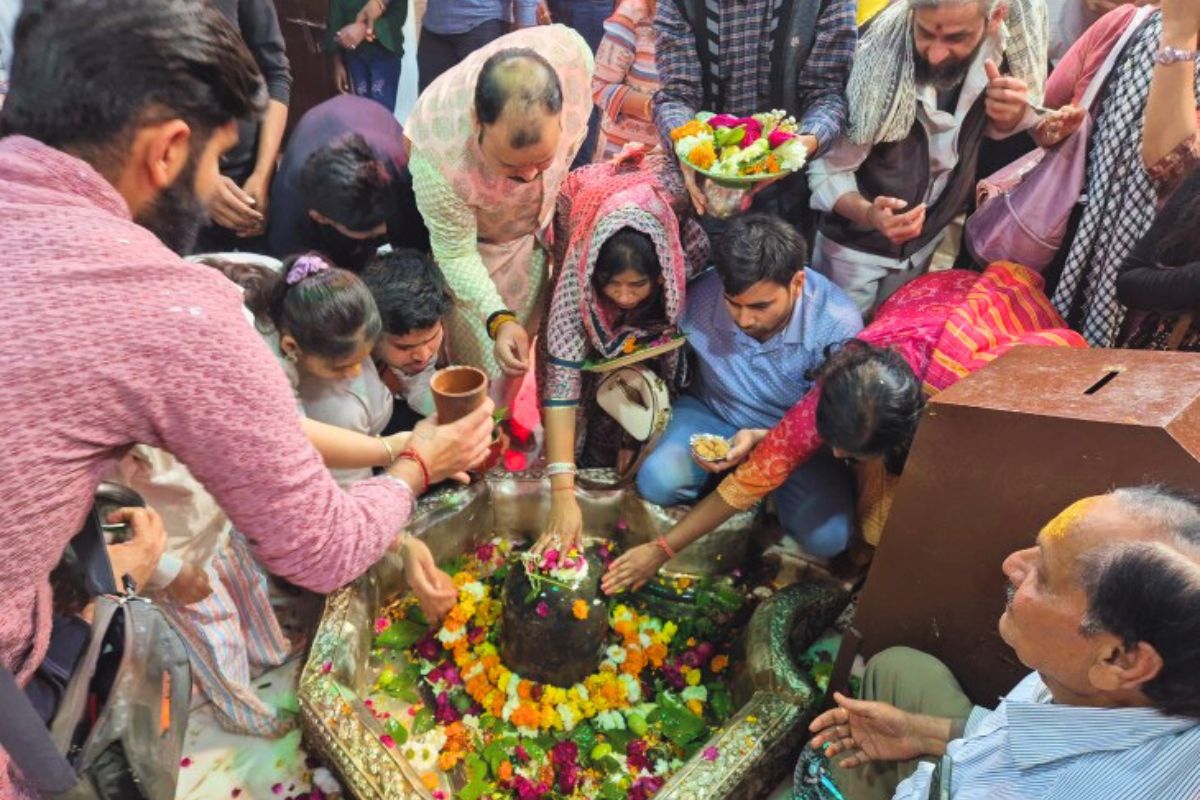 mahashivratri bihar| Crowd of devotees gathered in the pagodas of Bihar on Mahashivratri