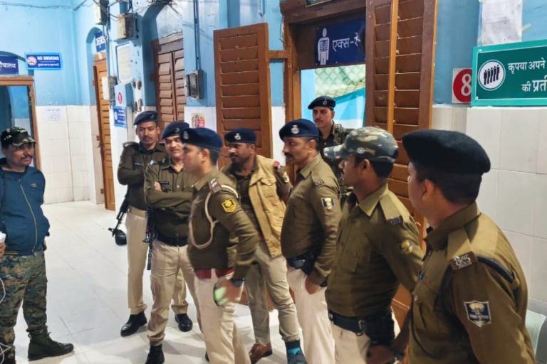 बिहार के मुंगेर में एनकाउंटर, फरार अपराधी नीतीश कुमार को पुलिस ने मारी गोली