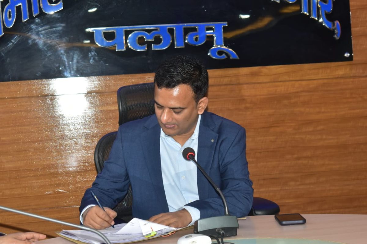 palamu DC shashiranjan
