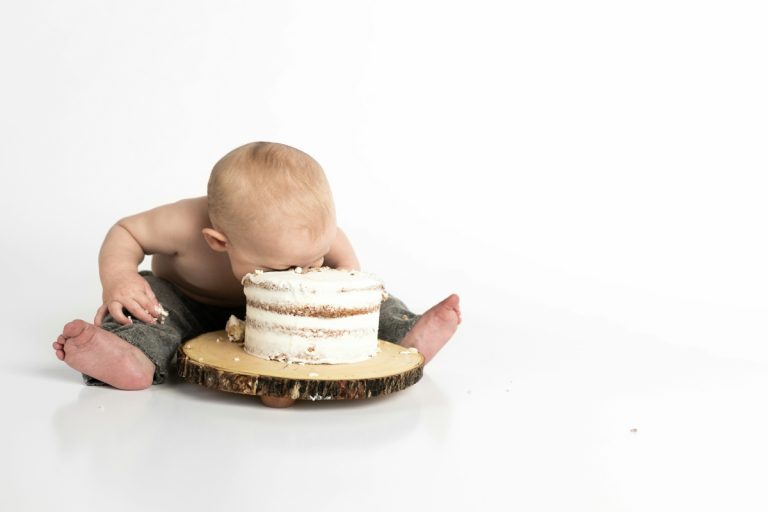 Parenting Tips: चॉकलेट और मीठा खाने की लग गयी बच्चे को लत? इस तरह छुड़ाएं यह बुरी आदत