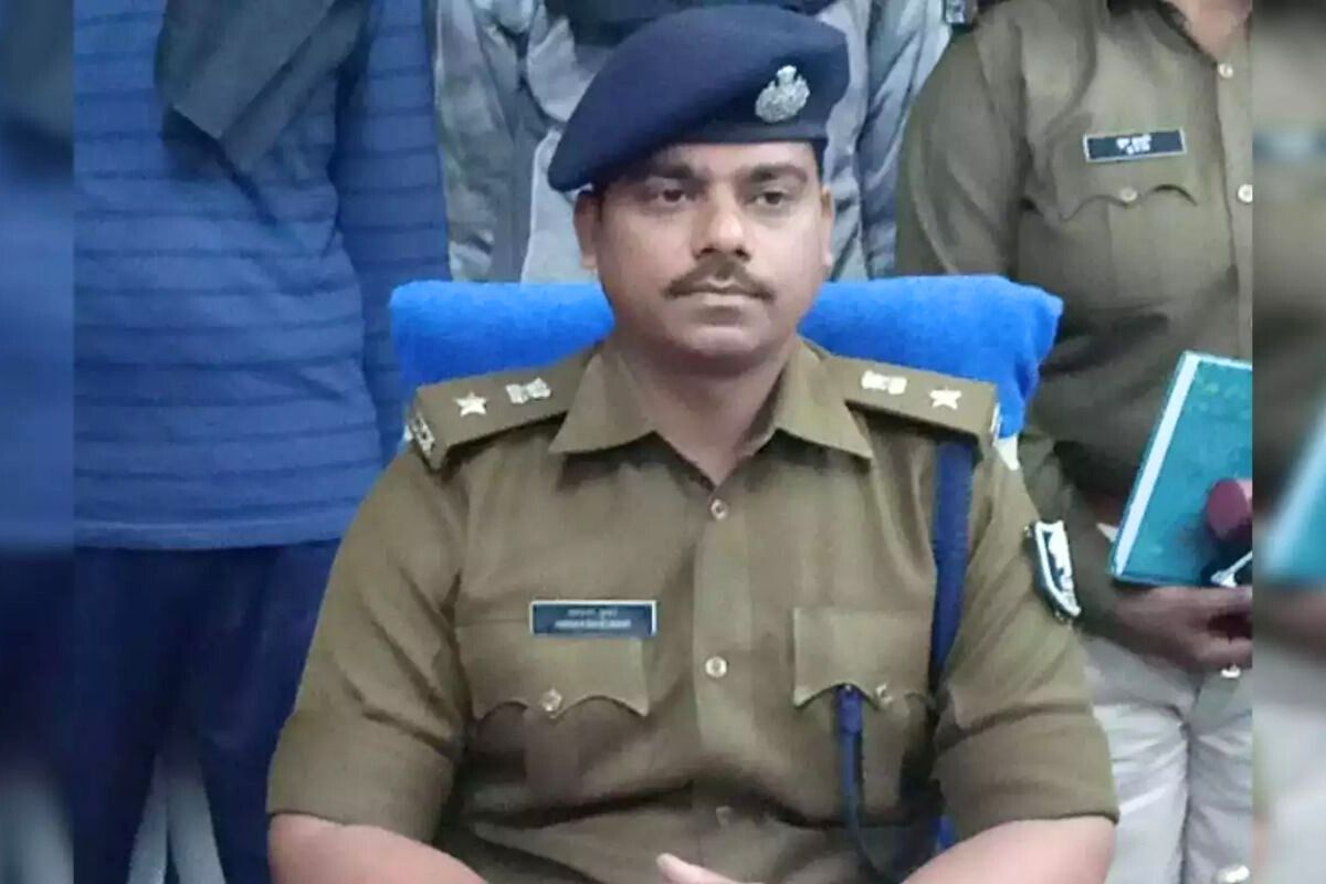 ssp awakash kumar| Big action by SSP Awakash Kumar, FIR will be filed against 500 police officers