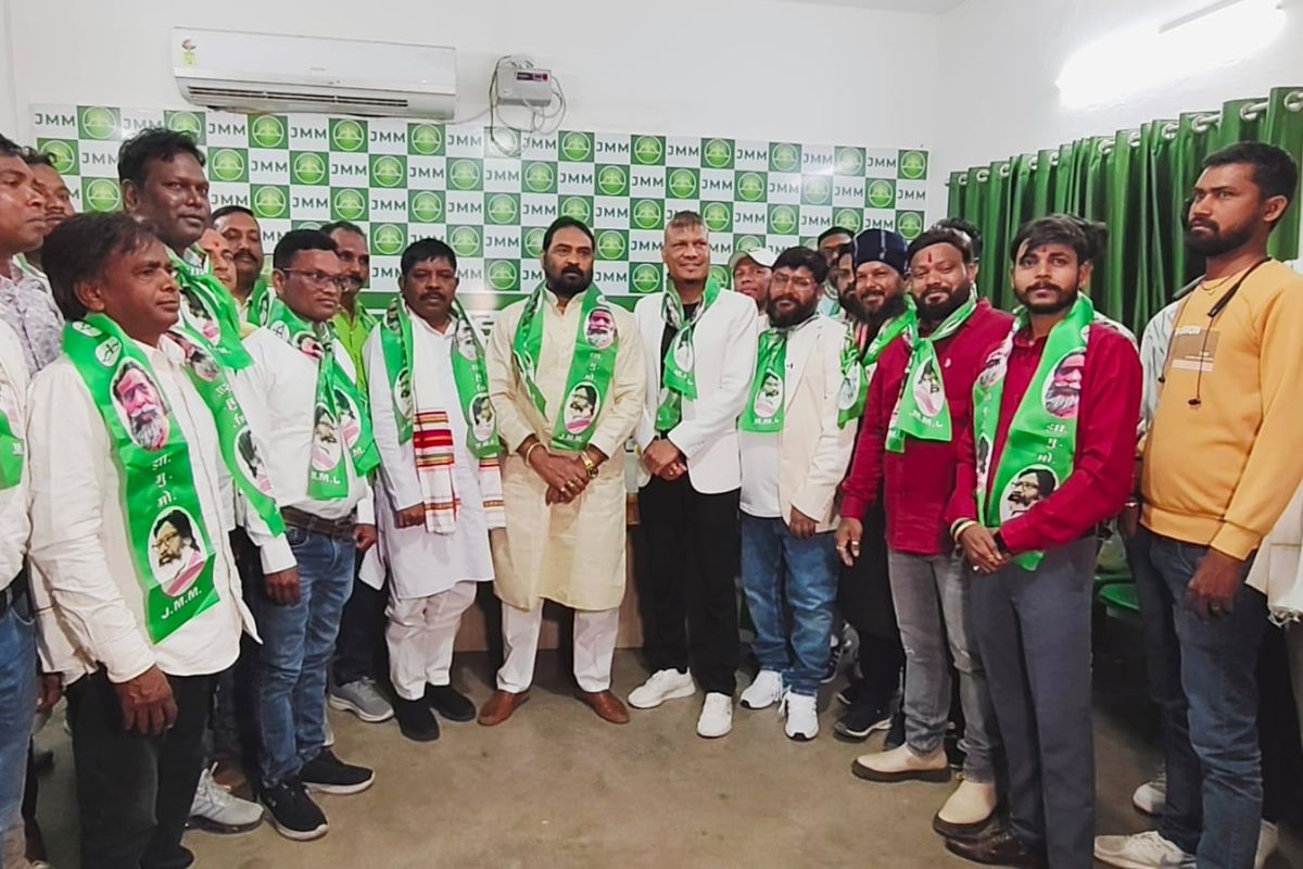 Bablu Sagar Munda joined JMM
