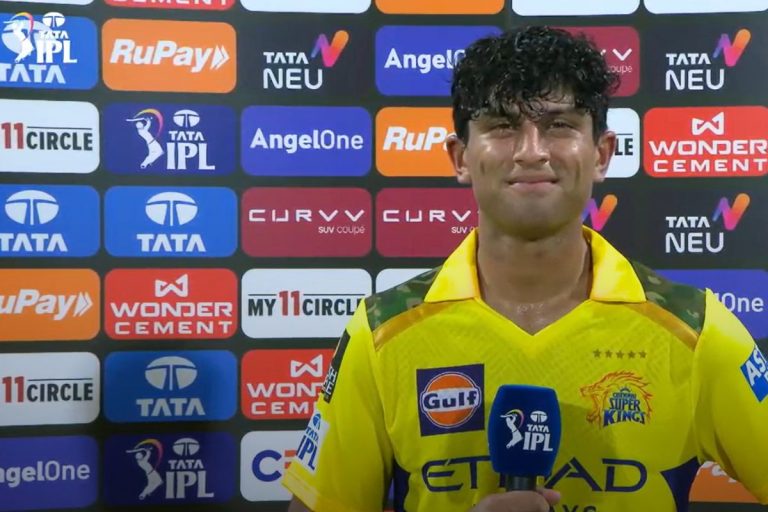 सब सोच रहे थे मैं धोनी को…, रचिन रविंद्र ने खोला राज; क्यों लगाया विजयी छ्क्का जब माही थे क्रीज पर