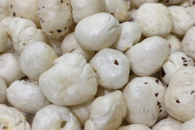 Side Effects Of Makhana: स्वास्थ्य गुणों से भरपूर मखाना इन लोगों को पहुंचा सकता है नुकसान, भूलकर भी ना करें सेवन