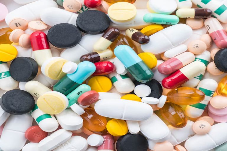 Medicine Price Hike: 1 अप्रैल से महंगी होंगी दवाएं, मरीजों की जेब पर बढ़ेगा बोझ