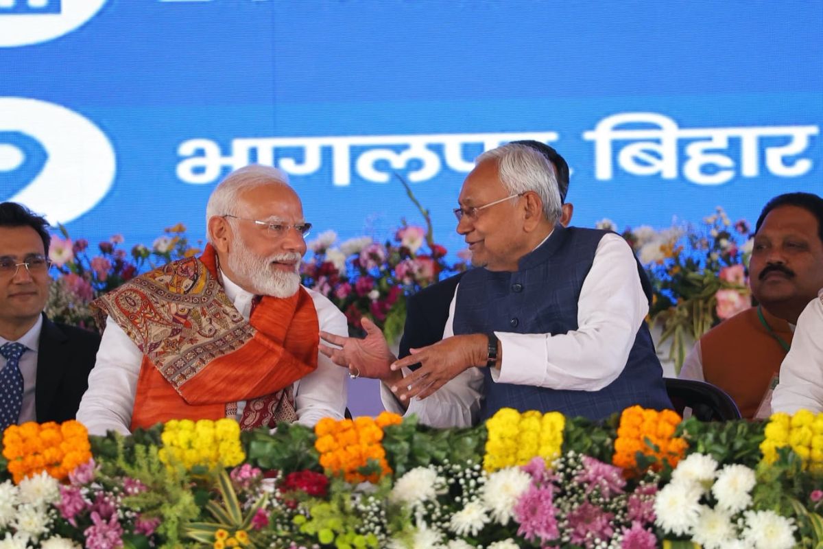 पीएम मोदी और सीएम नीतीश कुमार