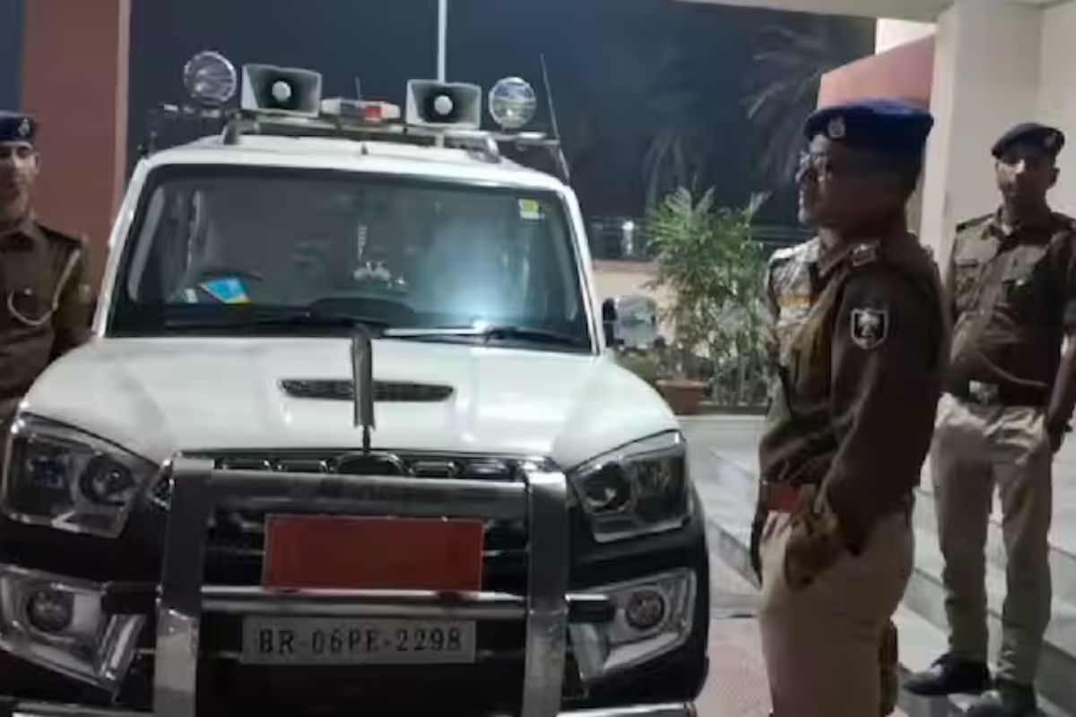 मौके पर पहुंचे अधिकारी