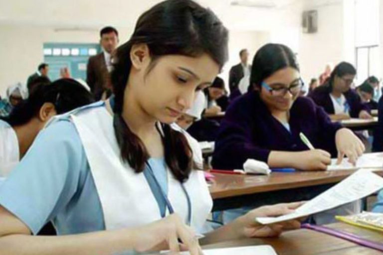 UP Board Results 2025:  काउंटडाउन शुरू! क्या यूपी बोर्ड का रिजल्ट आज होगा जारी? सबसे पहले यहां देखें