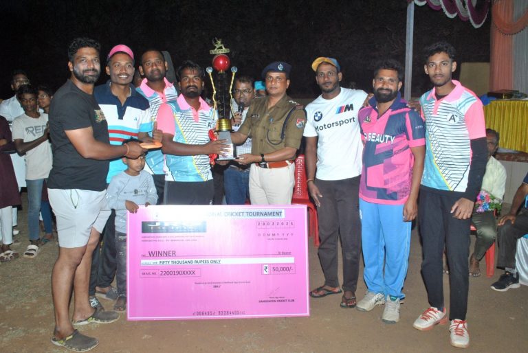 Chaibasa News : टॉप स्ट्राइकर सीकेपी को हराकर हमजा इलेवन बना चैंपियन
