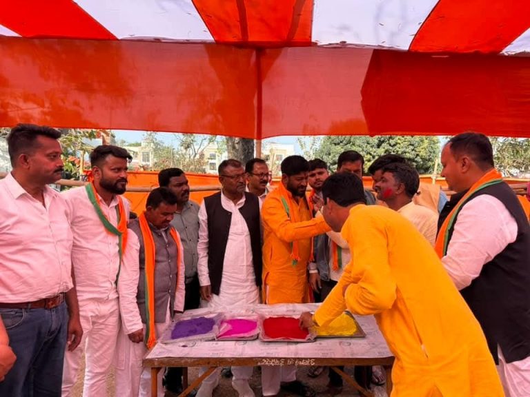 डा दिलीप जायसवाल निर्विरोध भाजपा प्रदेश अध्यक्ष निर्वाचित, कार्यकर्ताओं ने मनाया जमकर जश्न
