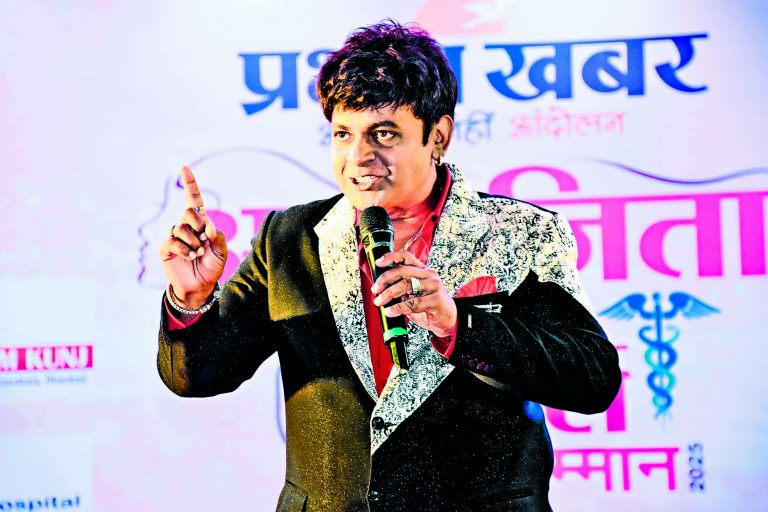 Dhanbad News : कॉमेडी में अश्लीलता को बढ़ावा नहीं मिलना चाहिए : वीआइपी