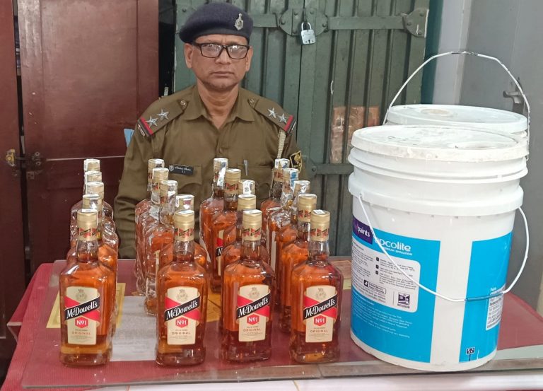 अमृतसर से सहरसा पहुंची जनसाधारण एक्सप्रेस से शराब बरामद