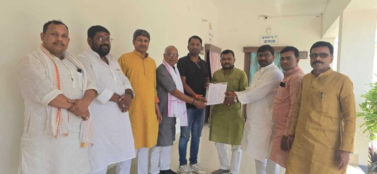 जिला प्रभारी ने जदयू बूथ कमेटी का किया समीक्षा