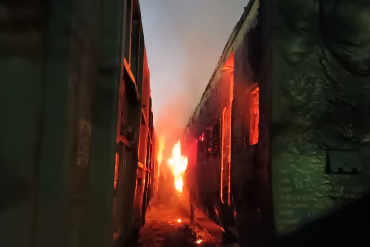 fire in empty rack