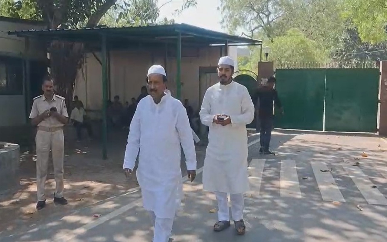 gulam gaus