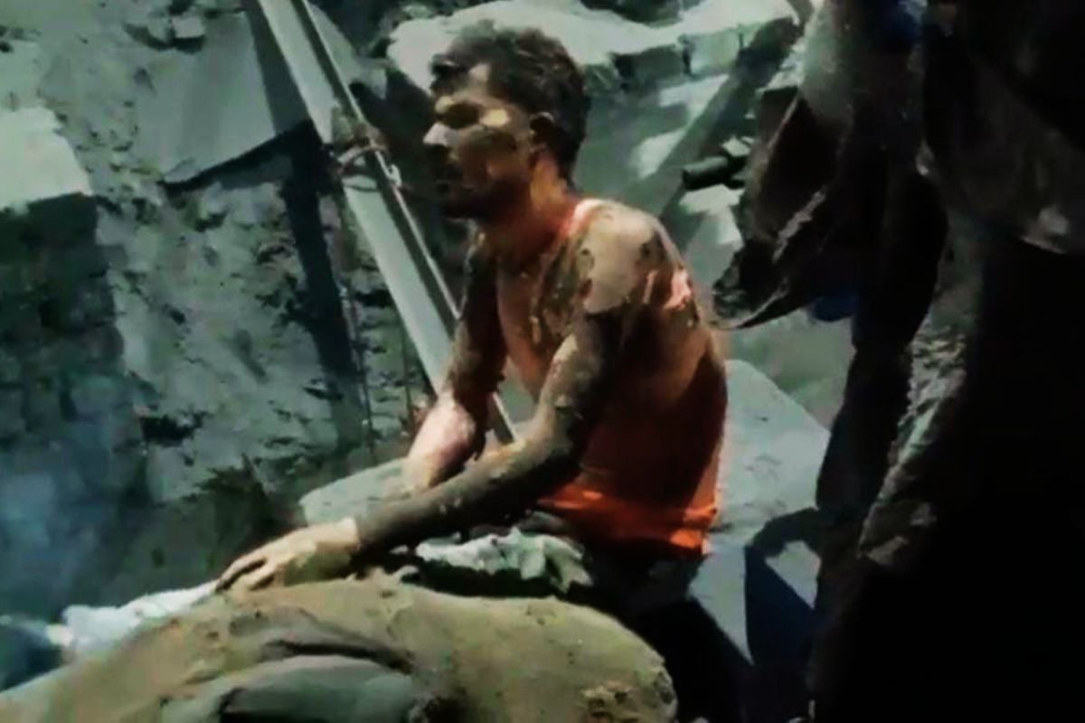 hazaribagh news blast in chintapurni steel plant charhi