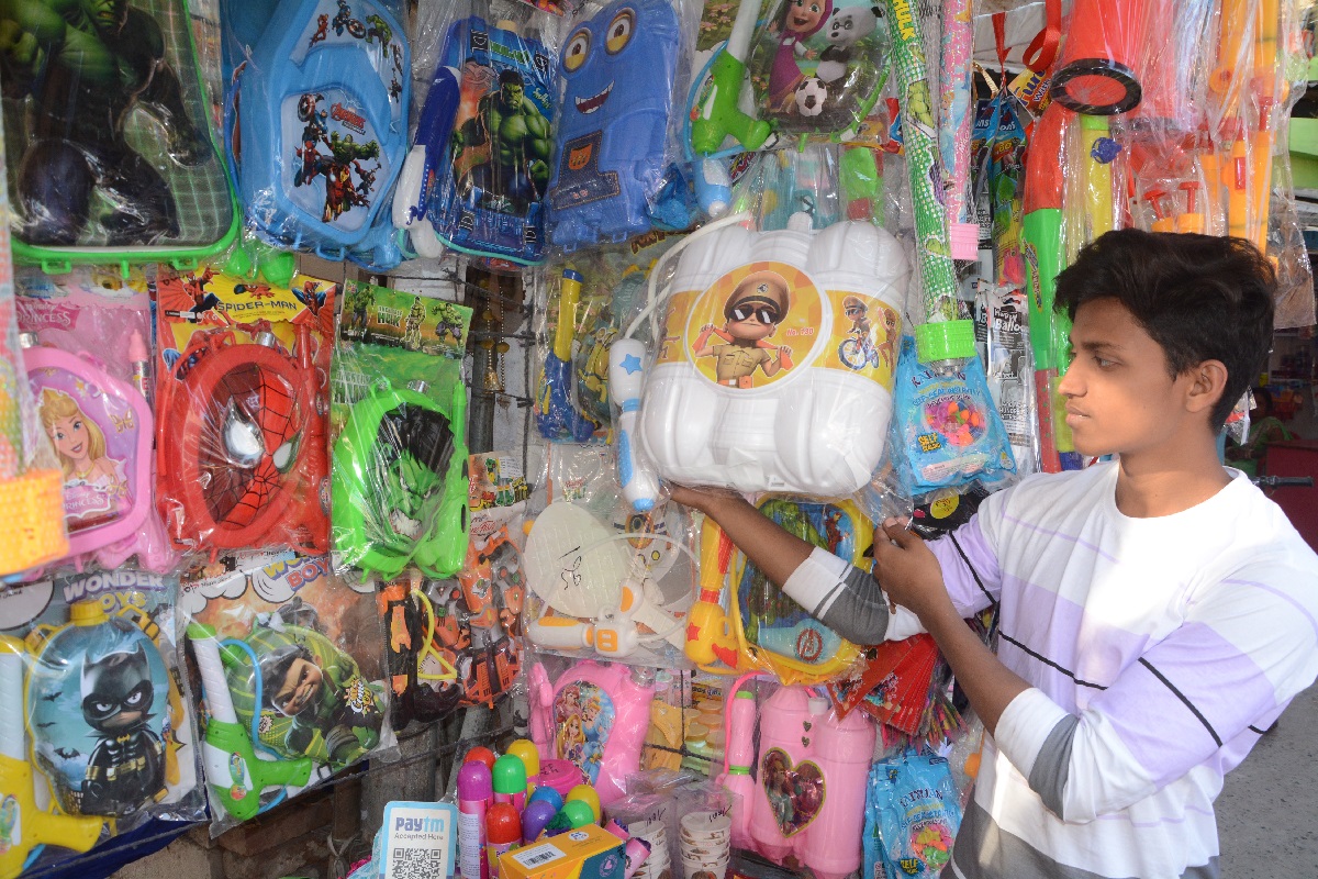 holi bazar
