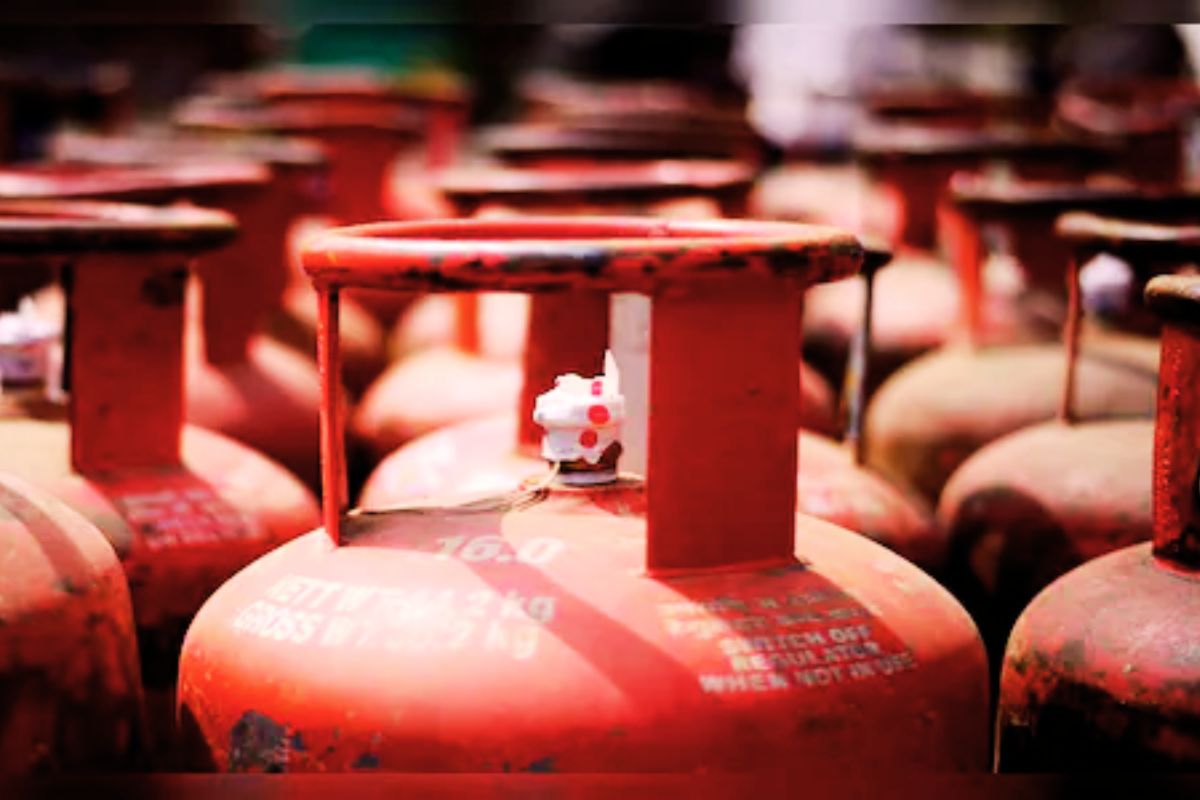 lpg cylinder price today 23 march 2025 in your city of jharkhand
