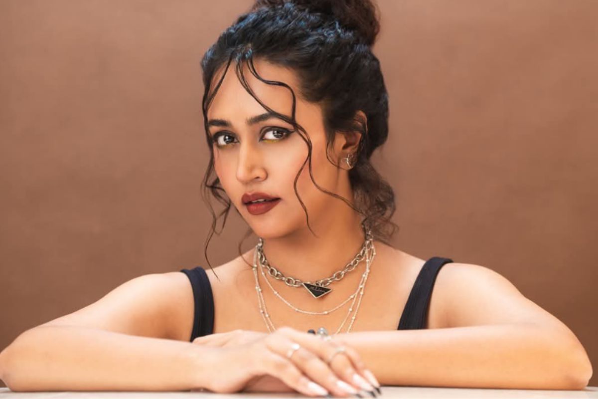 Sanvikaa Net Worth