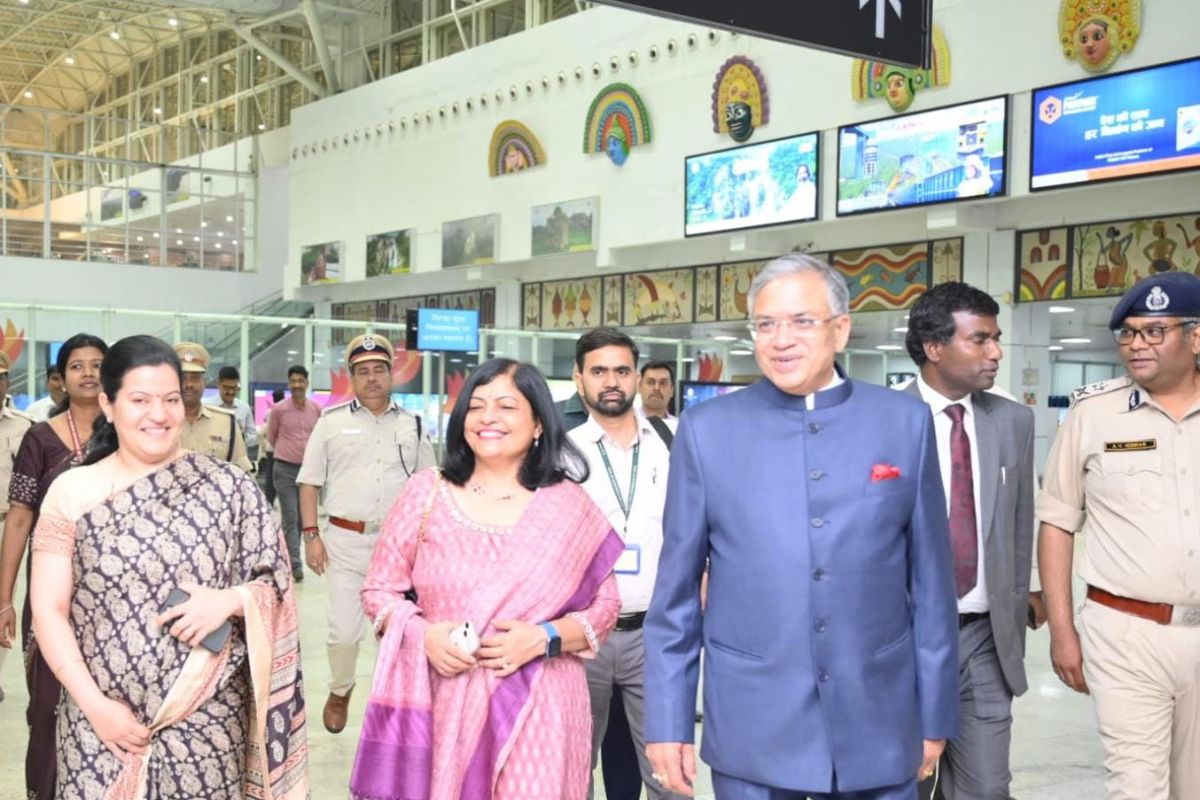 CEC Gyanesh Kumar at ranchi airport