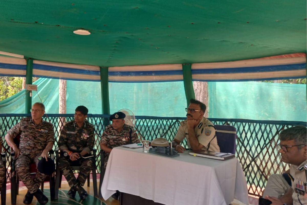 DGP Anurag Gupta meeting in chaibasa