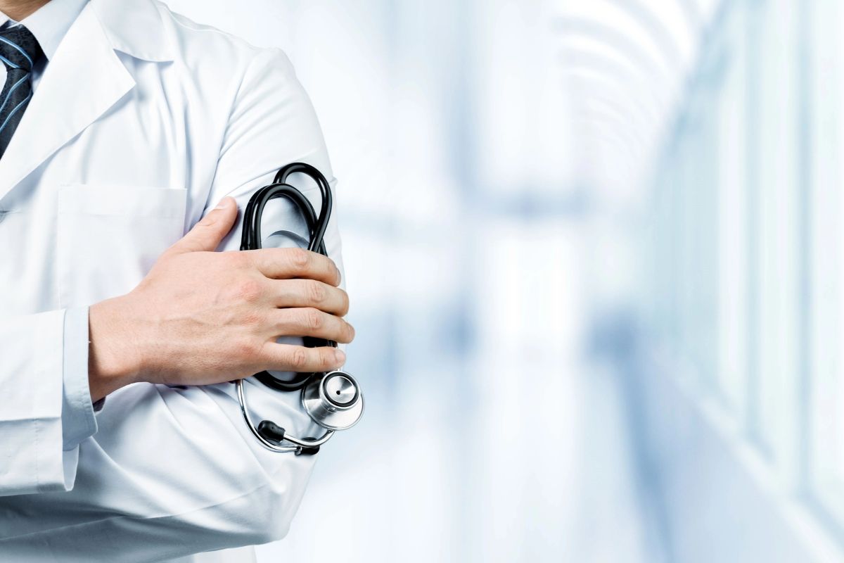 DOCTOR