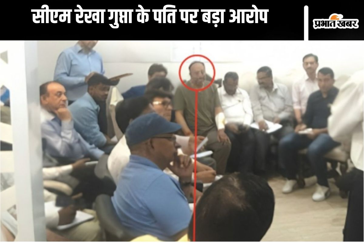 Delhi CM Rekha Gupta Husband Manish Gupta