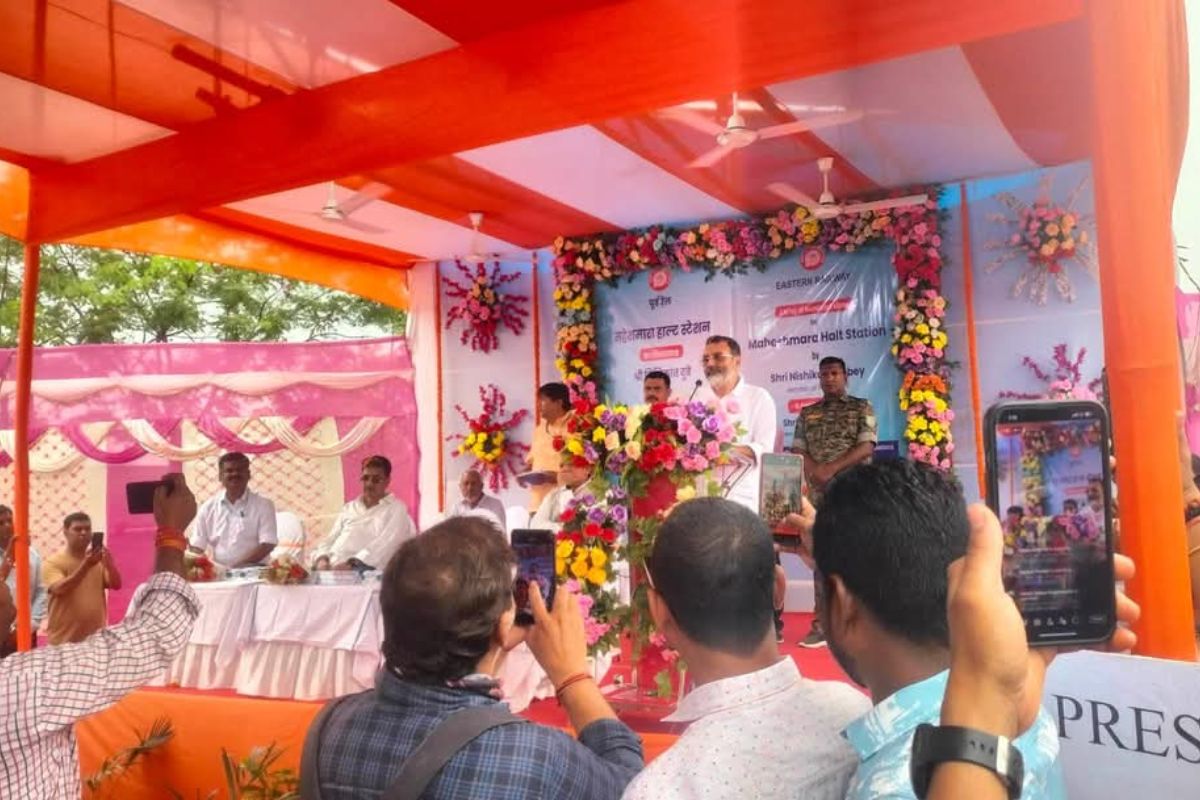 MP Nishiknat Dubey