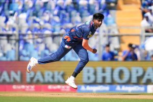 MI vs LSG: Mayank Yadav