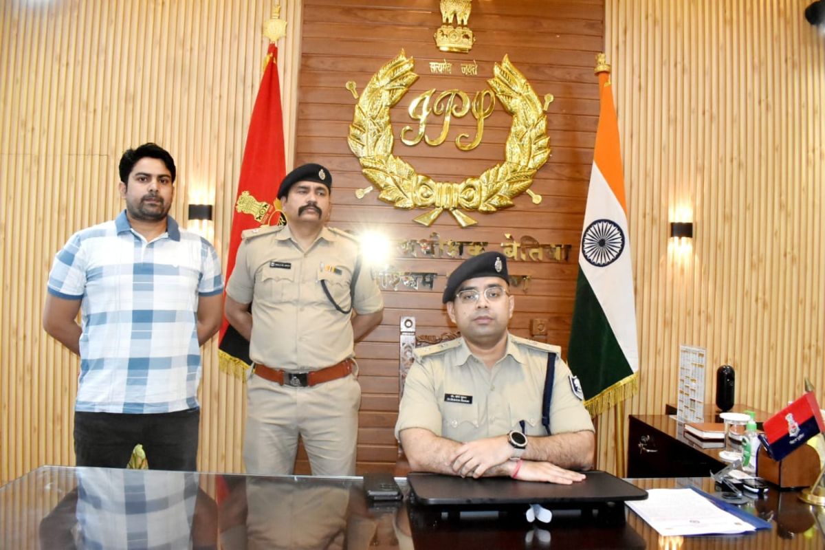 west champaran police
