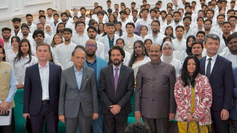 Om Birla: विदेश में पढ़ाई कर रहे भारतीय छात्र भारतीय मूल्यों और संस्कृति के दूत