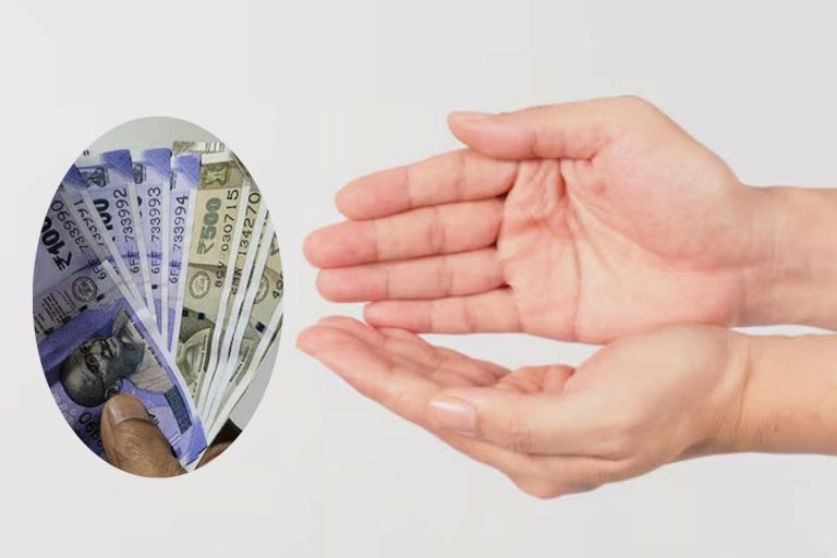 कड़ी मेहनत के बाद भी रह जाते हैं खाली हाथ? तो आजमाएं ये वास्तु उपाय