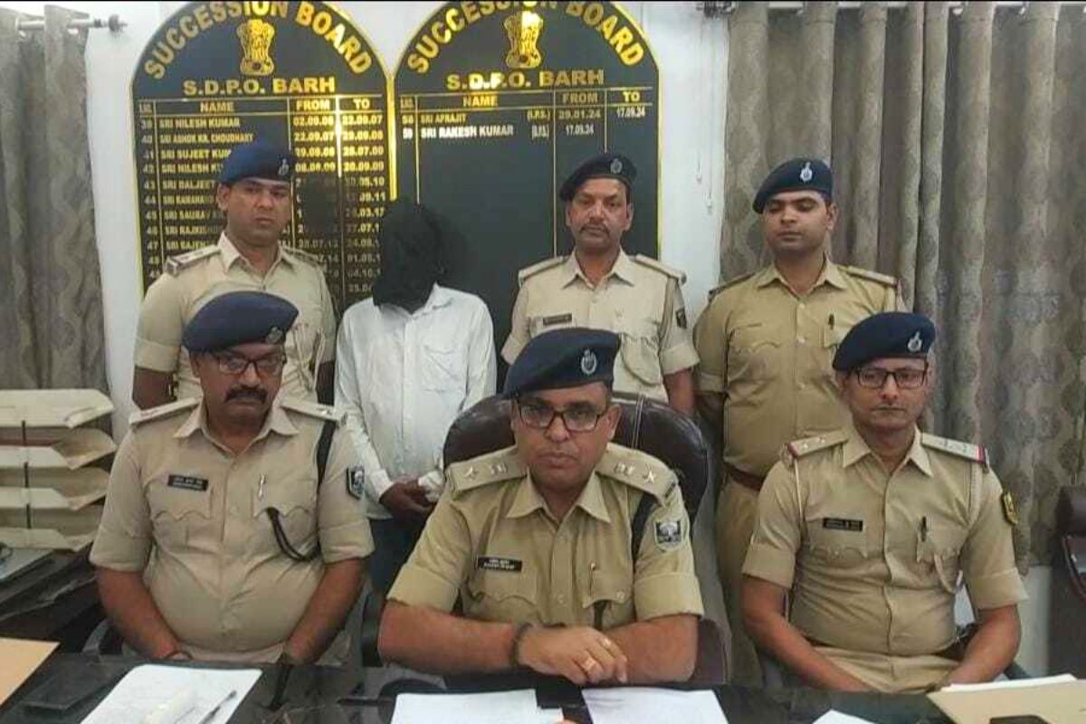 budhan gop arrested| Bihar's notorious criminal Budhan Gop arrested, had killed two inspectors