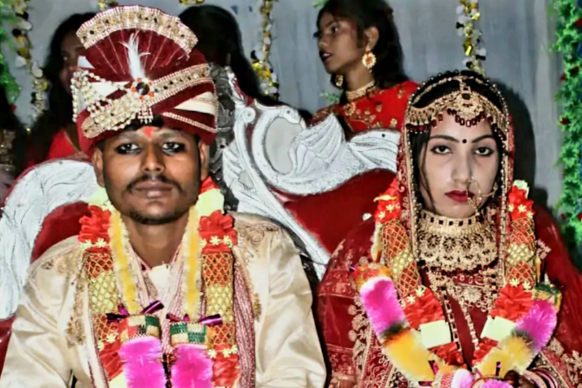darbhanga news | Bride kidnapped at gunpoint after marriage in Bihar, groom refuses to keep the bride